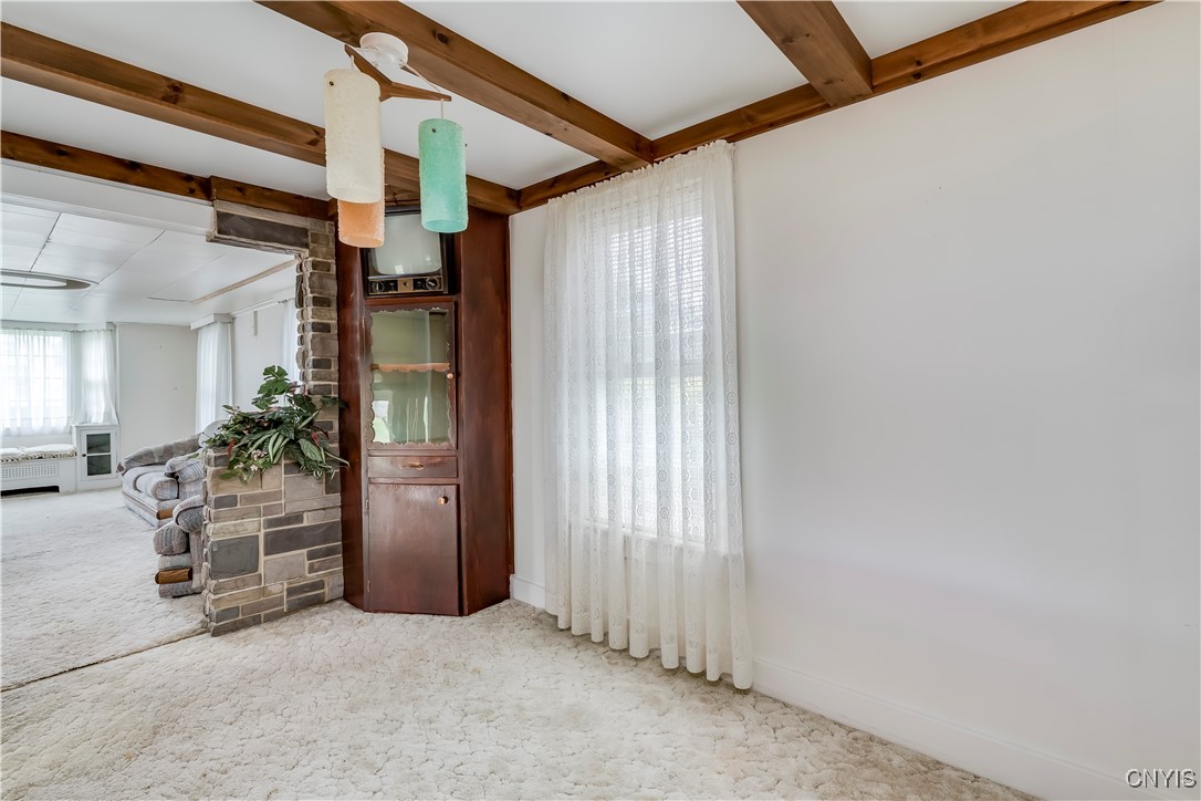 148 E Division Street