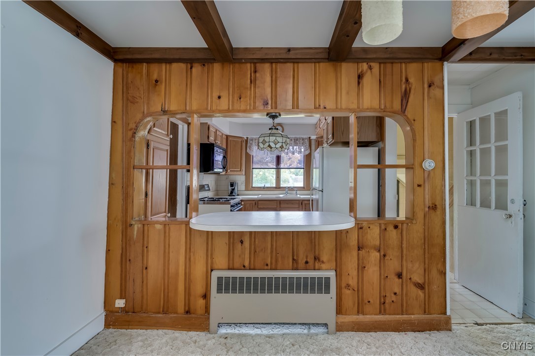 148 E Division Street