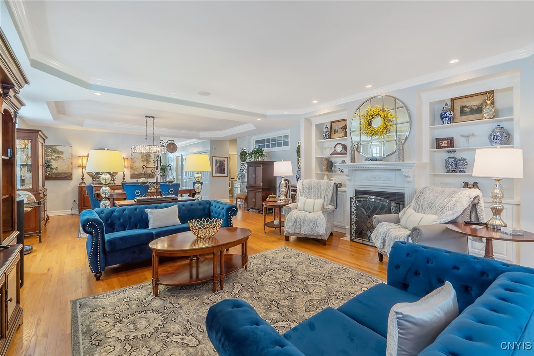 6077 Bay Hill Circle