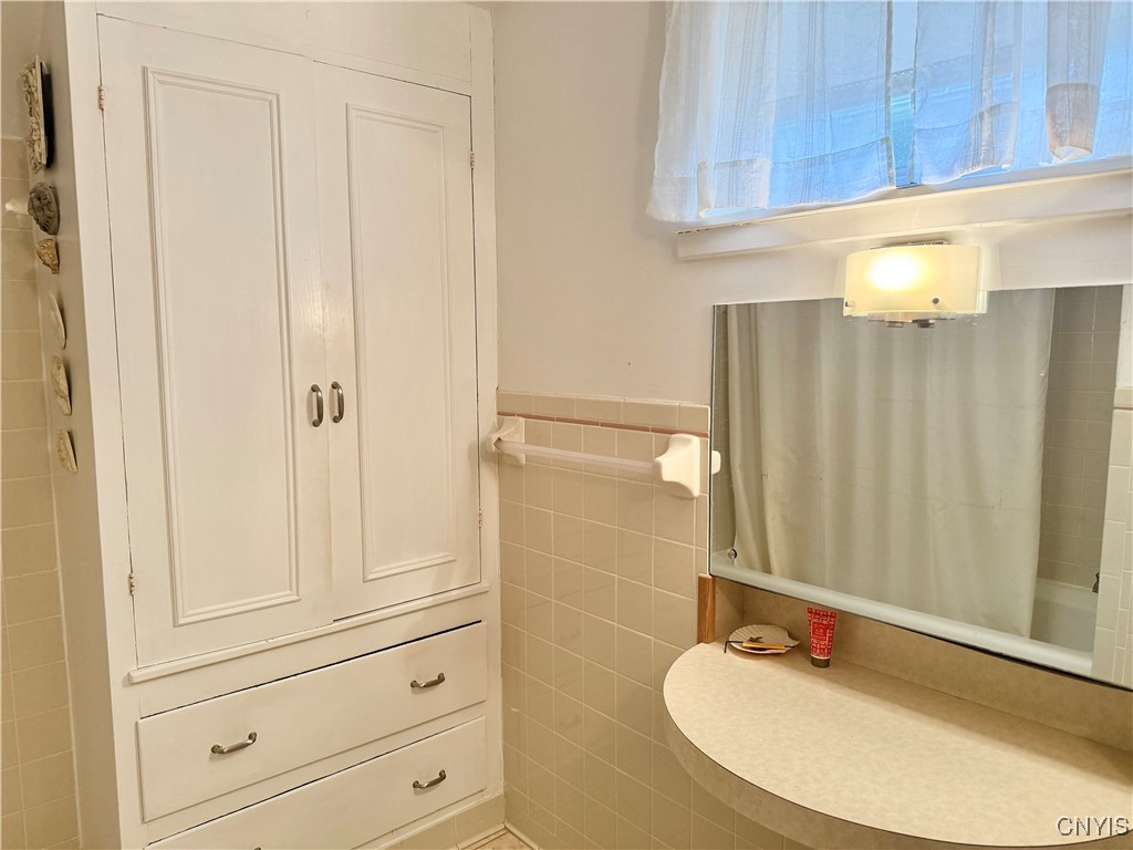 208 Scott Ave Ave, Syracuse, New York image 43