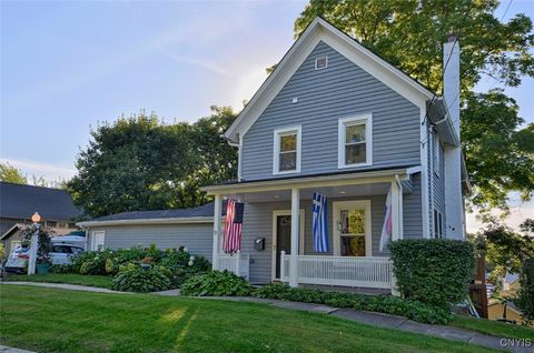 9 Rockwell Street Alexandria Bay NY 13607