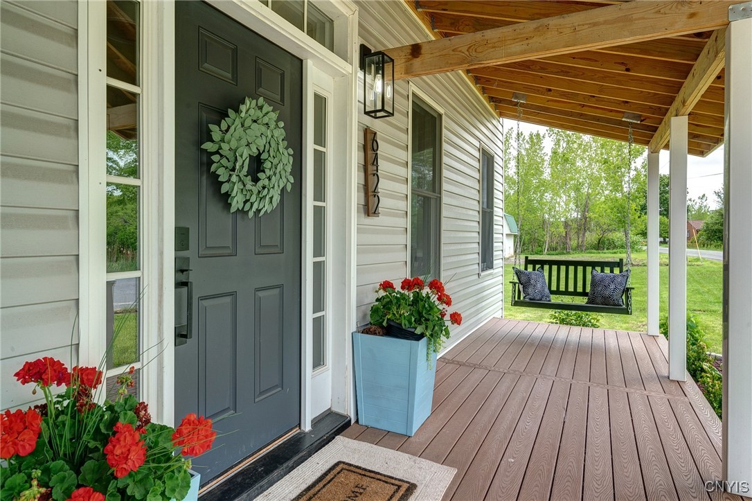 6422 Van Alstine Road, Camillus, New York image 8