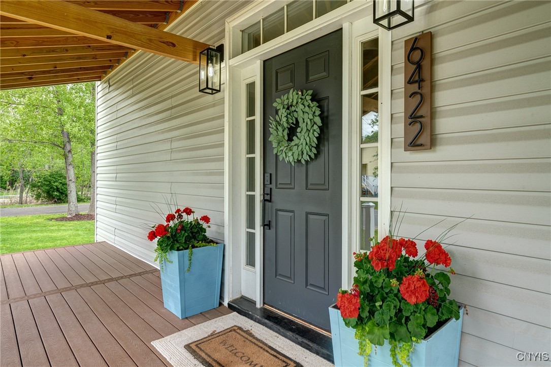 6422 Van Alstine Road, Camillus, New York image 7