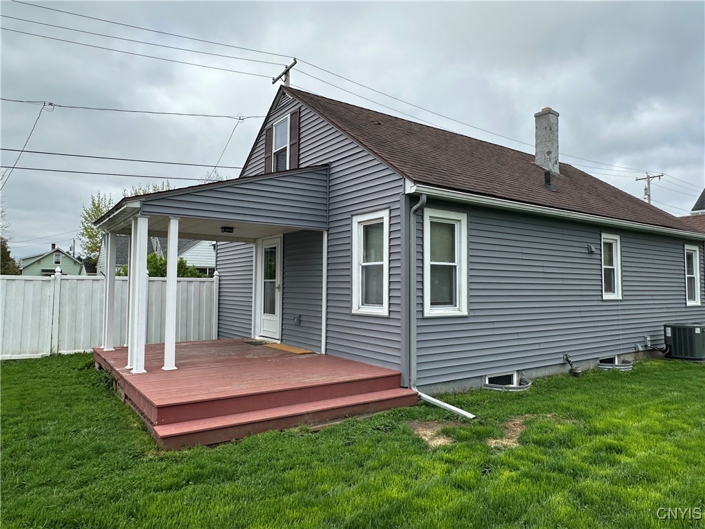 1406 Goodrich Avenue, Utica, New York image 7