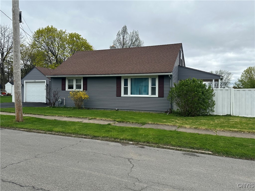 1406 Goodrich Avenue, Utica, New York image 4