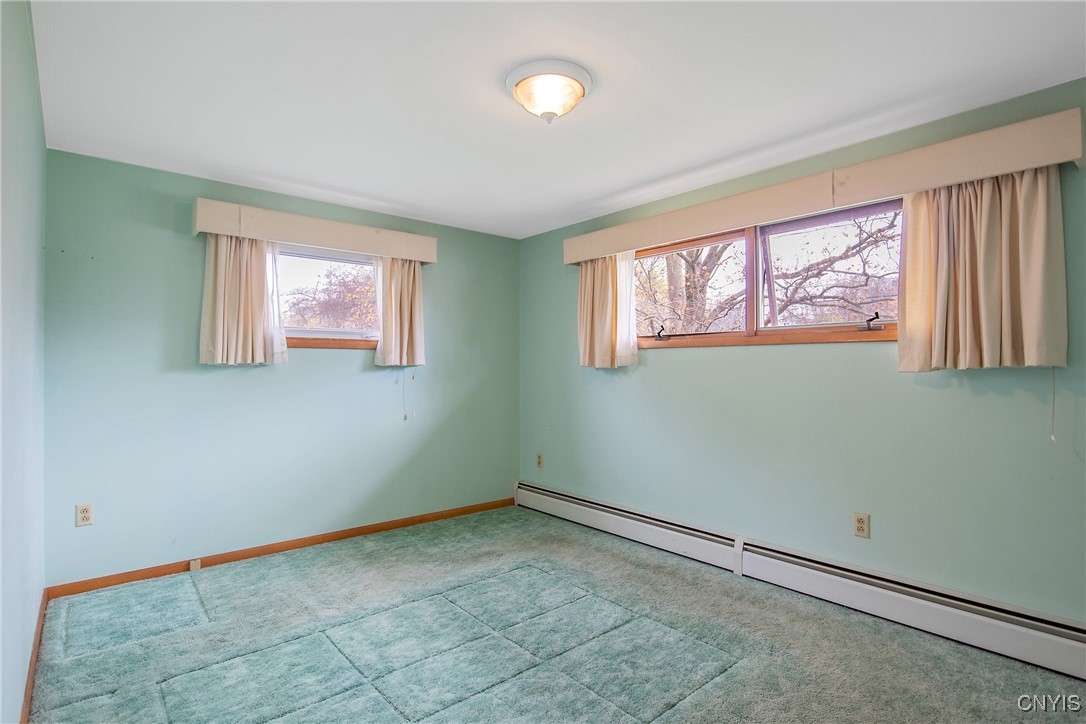 9391 Woodlawn Drive, Cicero, New York image 16