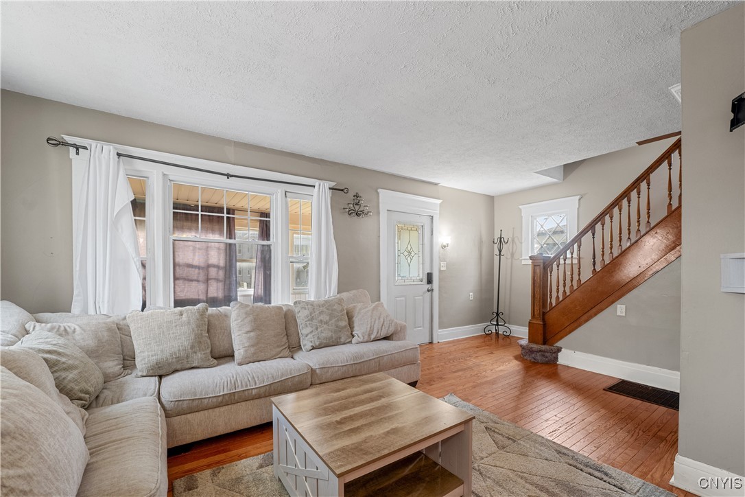 172 Nichols Ave Ave, Syracuse, New York image 8