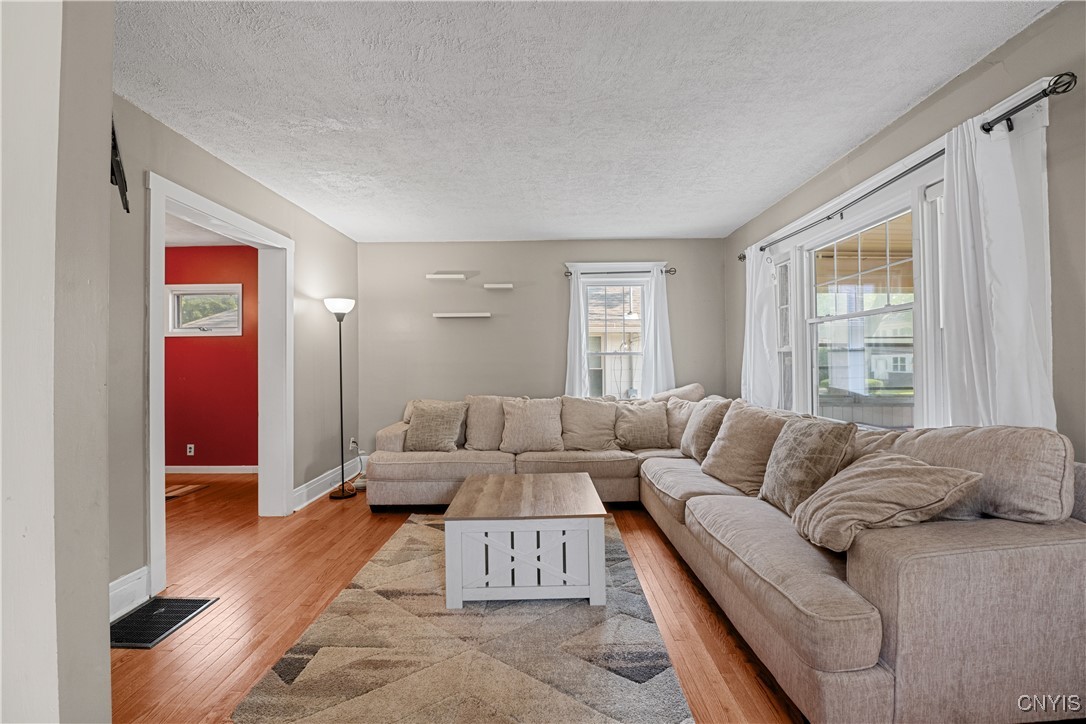 172 Nichols Ave Ave, Syracuse, New York image 7