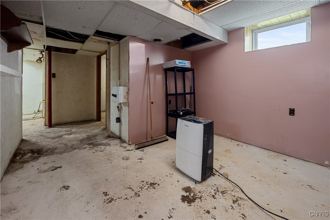 172 Nichols Ave Ave, Syracuse, New York image 32