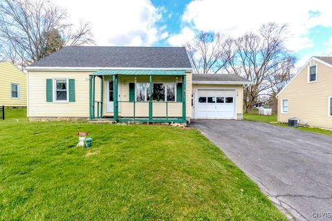 109 Kendall Drive E, Manlius, NY 13057 - #: S1634147
