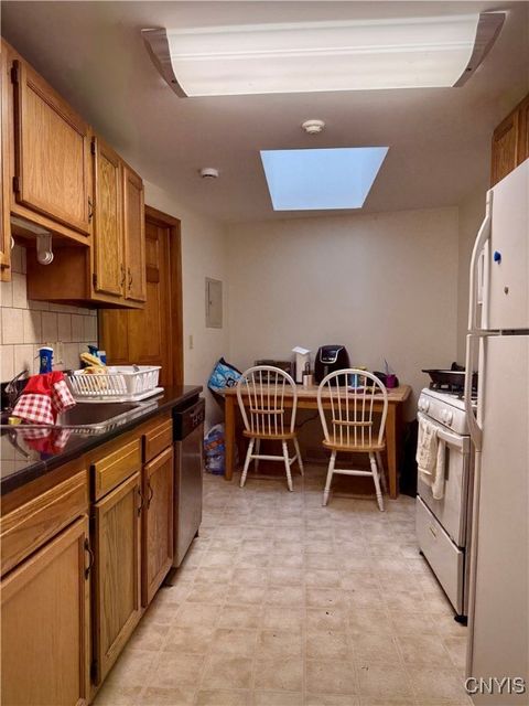 Tiny photo for 11 Clinton Avenue, Cortland, NY 13045 (MLS # S1648779)