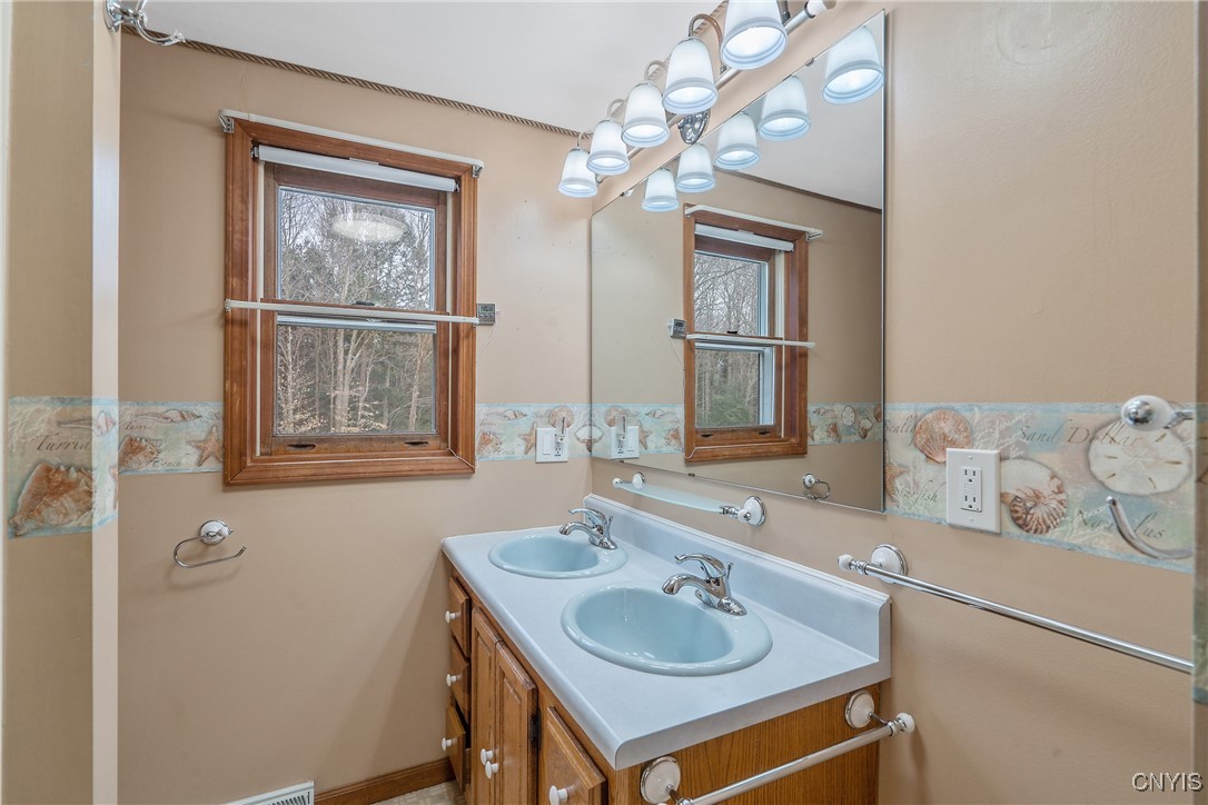 51 Howard Street, Hastings, New York image 27