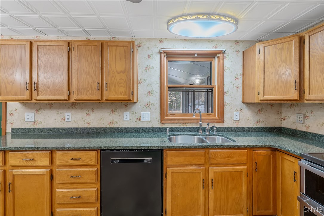 51 Howard Street, Hastings, New York image 13