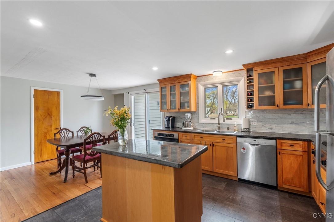 216 Rita Drive, Clay, New York image 15