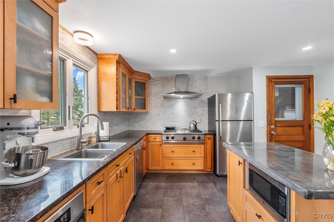 216 Rita Drive, Clay, New York image 19
