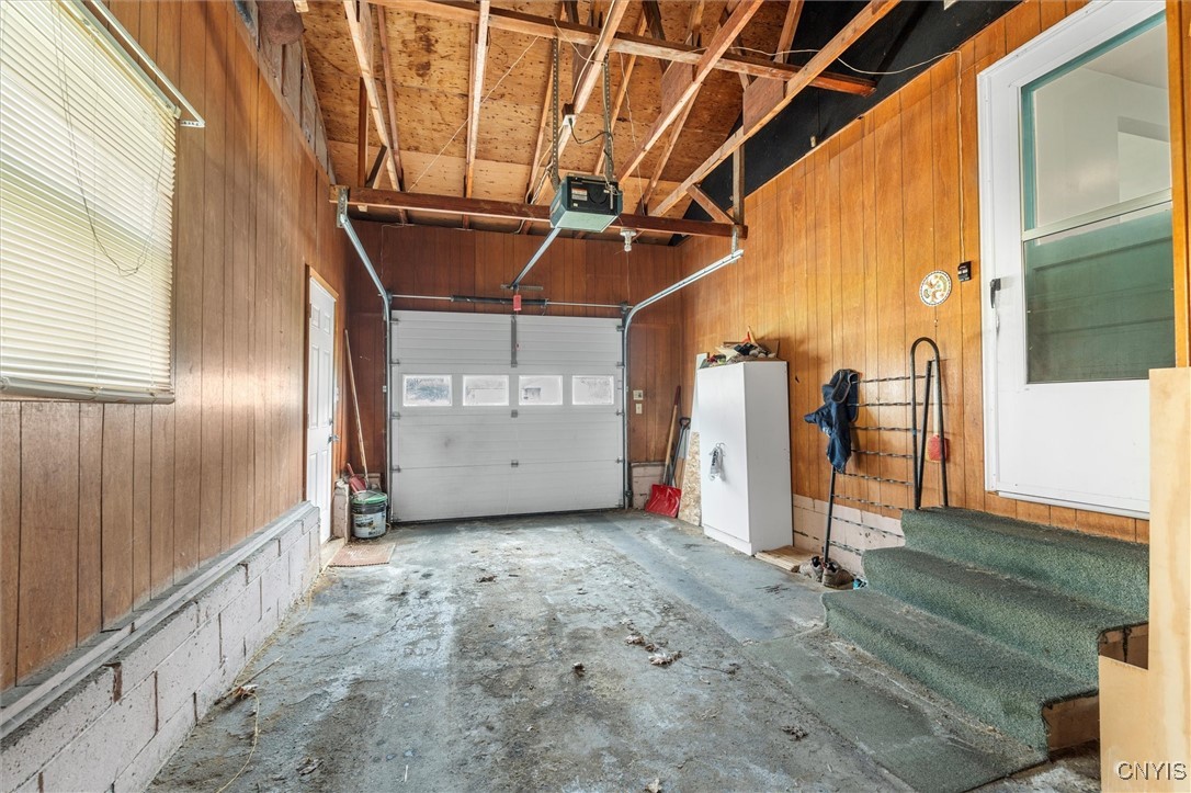 216 Rita Drive, Clay, New York image 37