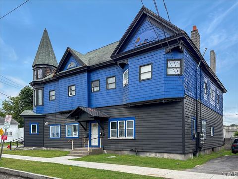 Photo of 926 Burnet Avenue #30, Syracuse, NY 13203 (MLS # S1660569)