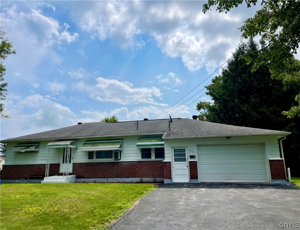 Photo 1 of 29 of 466 Van Ellis Road house