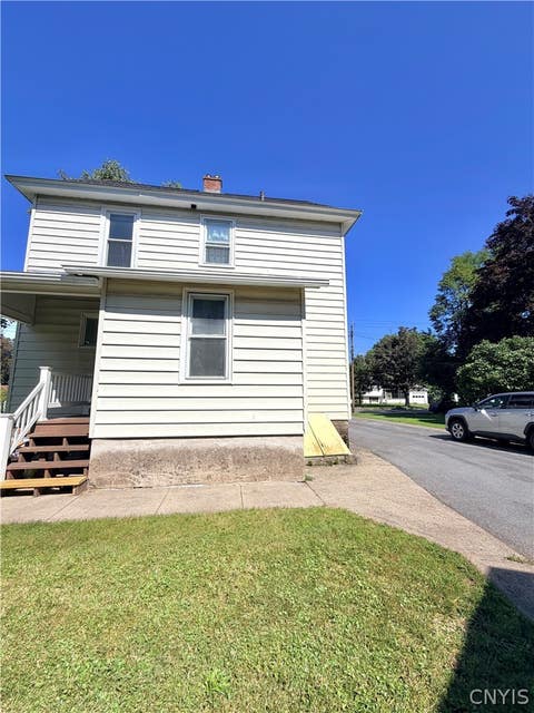 Tiny photo for 148 Franklin Street, Auburn, NY 13021 (MLS # S1709169)