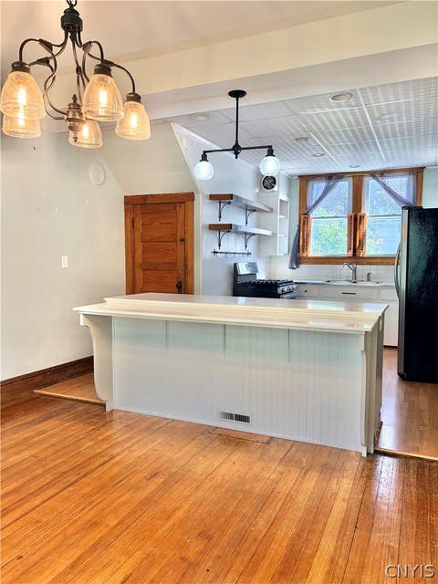 Tiny photo for 148 Franklin Street, Auburn, NY 13021 (MLS # S1709169)
