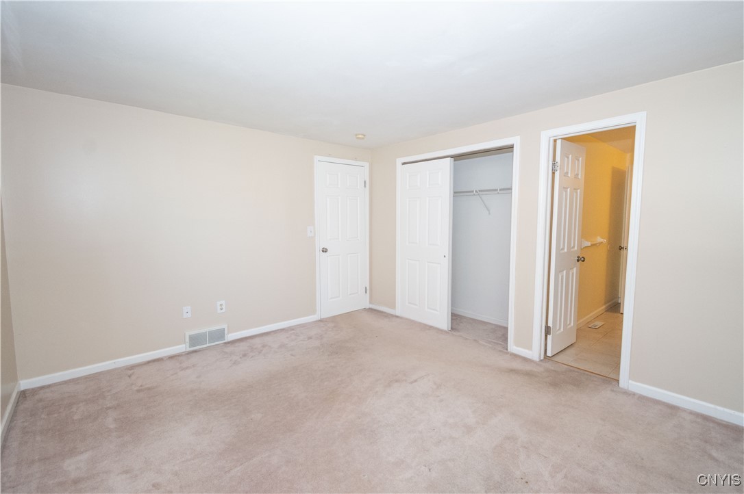 Cicero, New York 13039, United States, 3 Bedrooms Bedrooms, ,2 BathroomsBathrooms,Residential,Active,229740