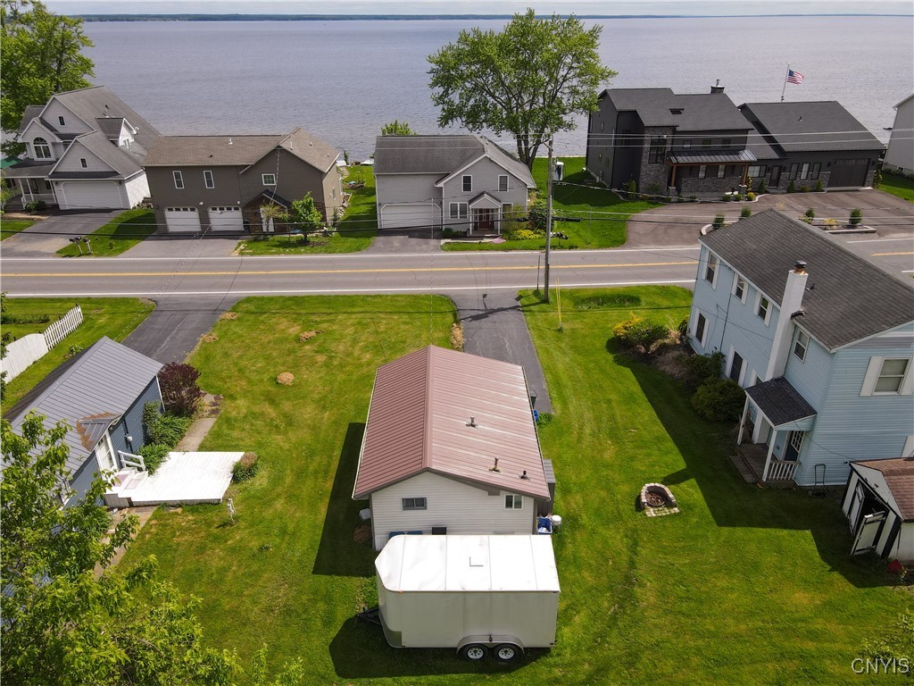 7084 Lakeshore Road, Cicero, New York image 3