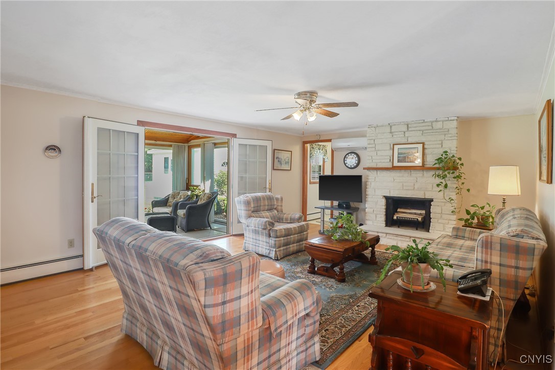 7462 Thunderbird Road, Clay, New York image 9