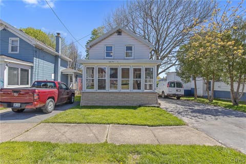 Homes For Sale - 37 E 5th Street<br/> Oswego, NY 13126