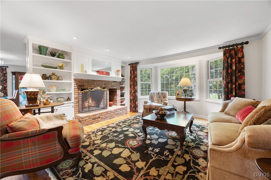 8 Handhewn Way, Manlius, New York image 6
