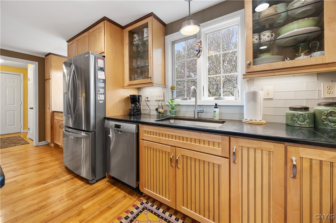 8 Handhewn Way, Manlius, New York image 18