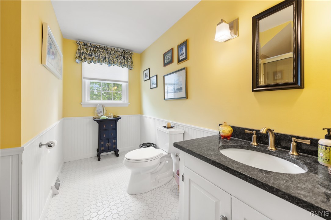 8 Handhewn Way, Manlius, New York image 36