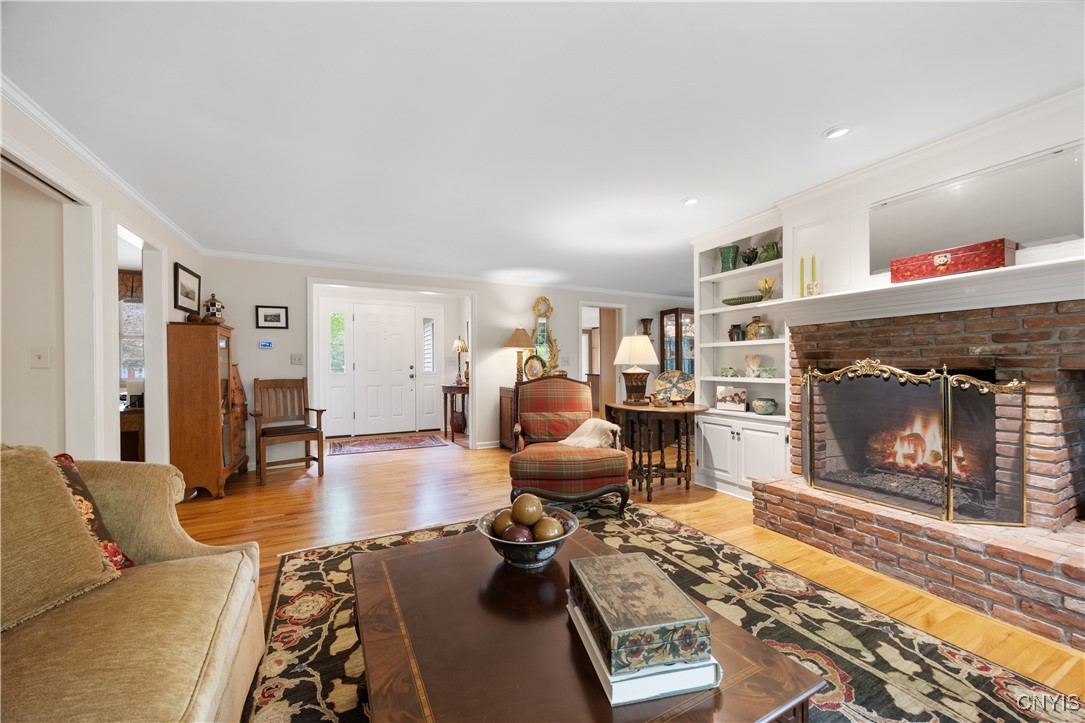 8 Handhewn Way, Manlius, New York image 9