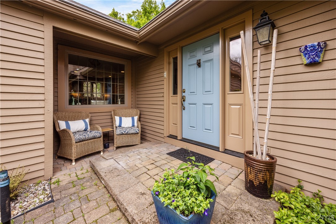 8 Handhewn Way, Manlius, New York image 3