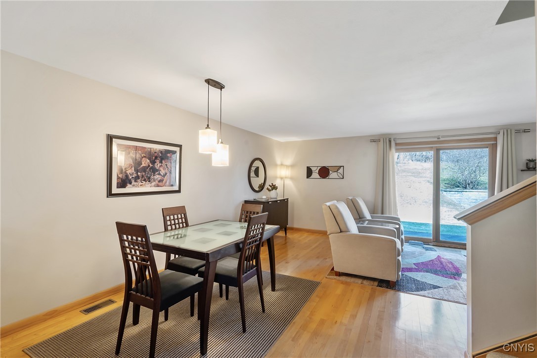 205 Weathervane Way, Camillus, New York image 11