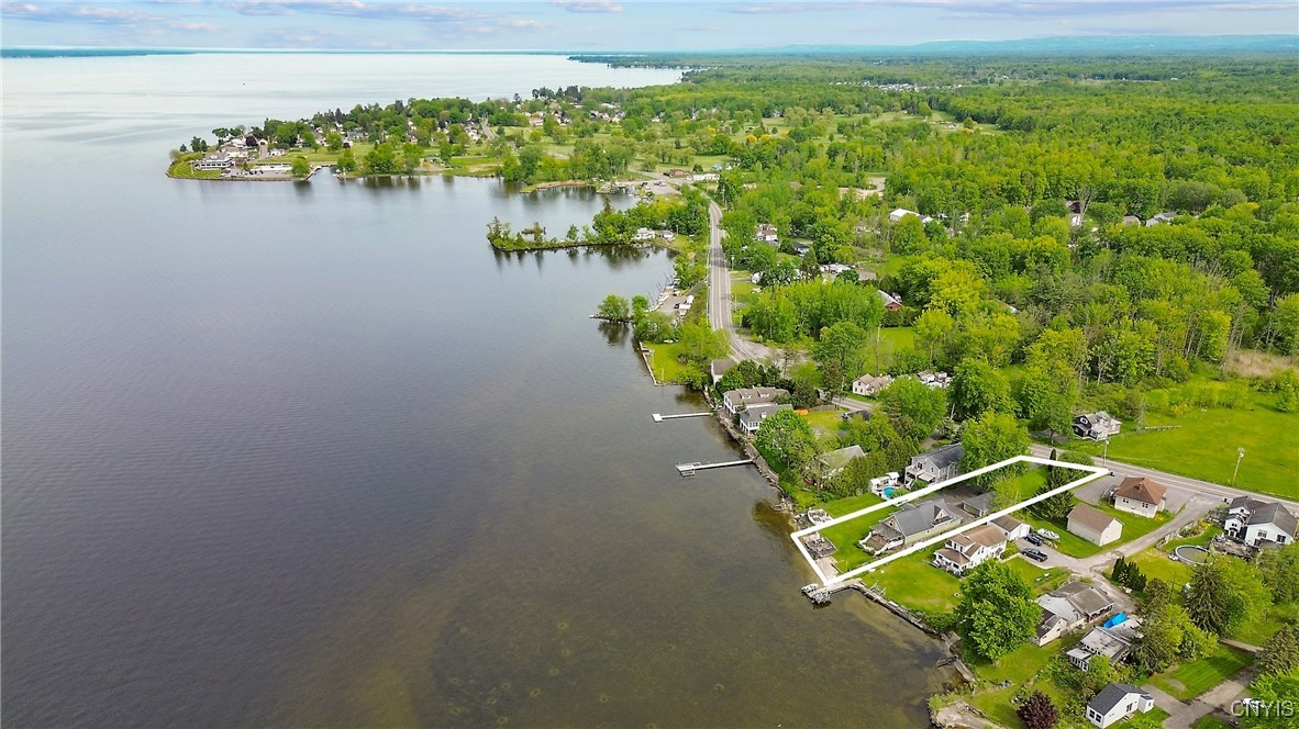 6591 Lakeshore Road, Cicero, New York image 39