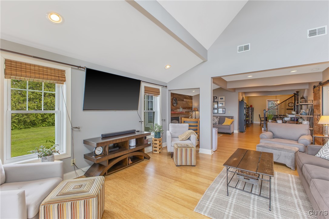 6591 Lakeshore Road, Cicero, New York image 15