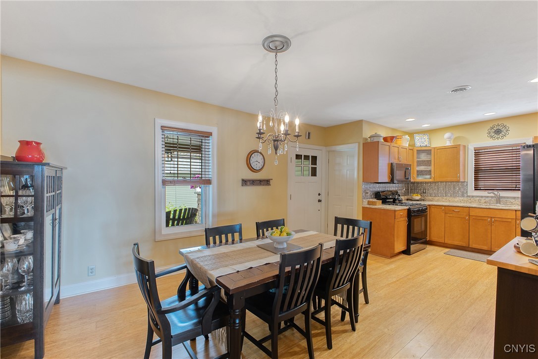 6591 Lakeshore Road, Cicero, New York image 5