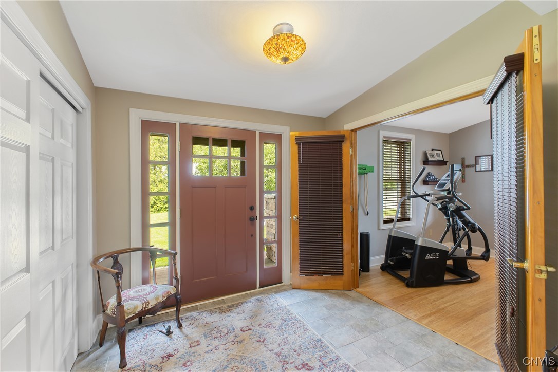 6591 Lakeshore Road, Cicero, New York image 17