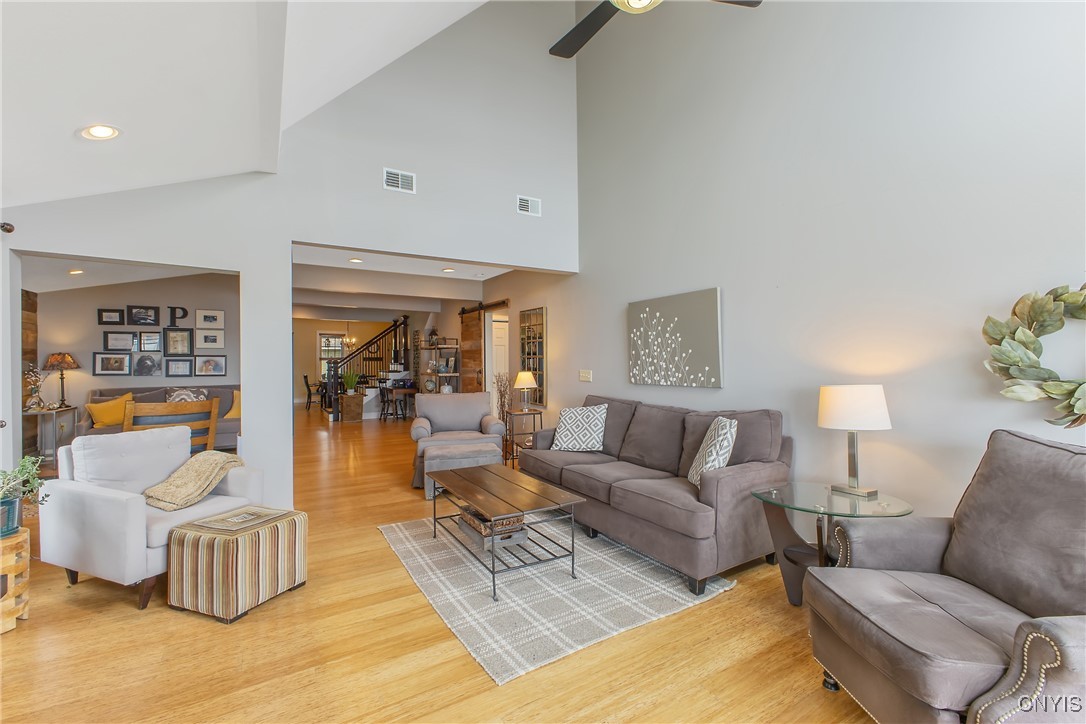 6591 Lakeshore Road, Cicero, New York image 14