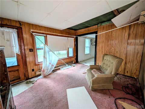 Tiny photo for 805 N Center Street, DeWitt, NY 13057 (MLS # S1679962)