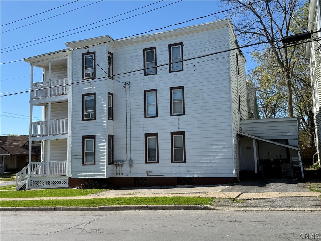 1500 Conkling Avenue
