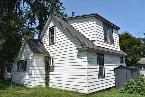 Tiny photo for 145 Osborne Street, Auburn, NY 13021 (MLS # S1704314)