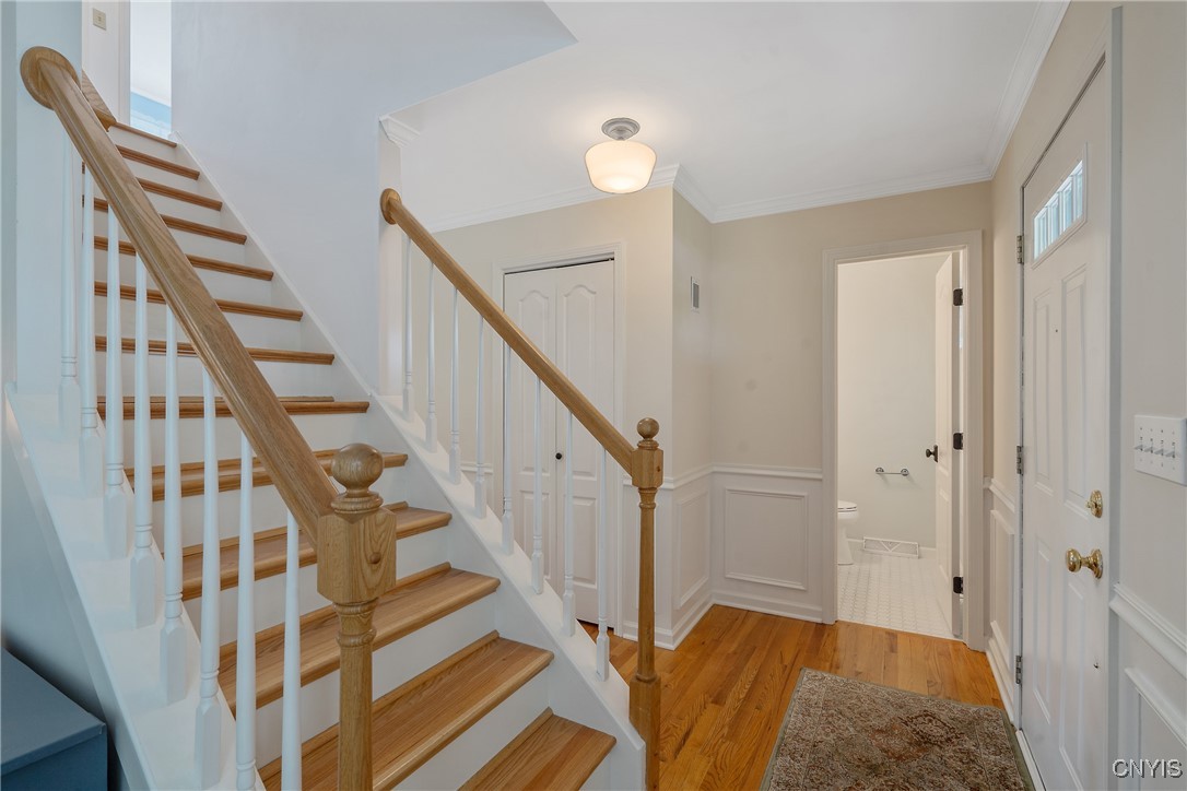 7359 Spring Mountain Drive, Manlius, New York image 4