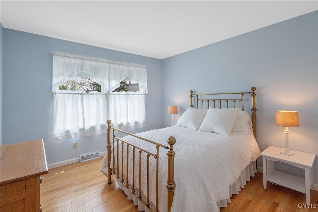 7359 Spring Mountain Drive, Manlius, New York image 28