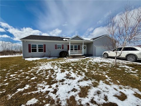 Photo of 9910 Aspen Street, Pamelia, NY 13601 (MLS # S1666871)