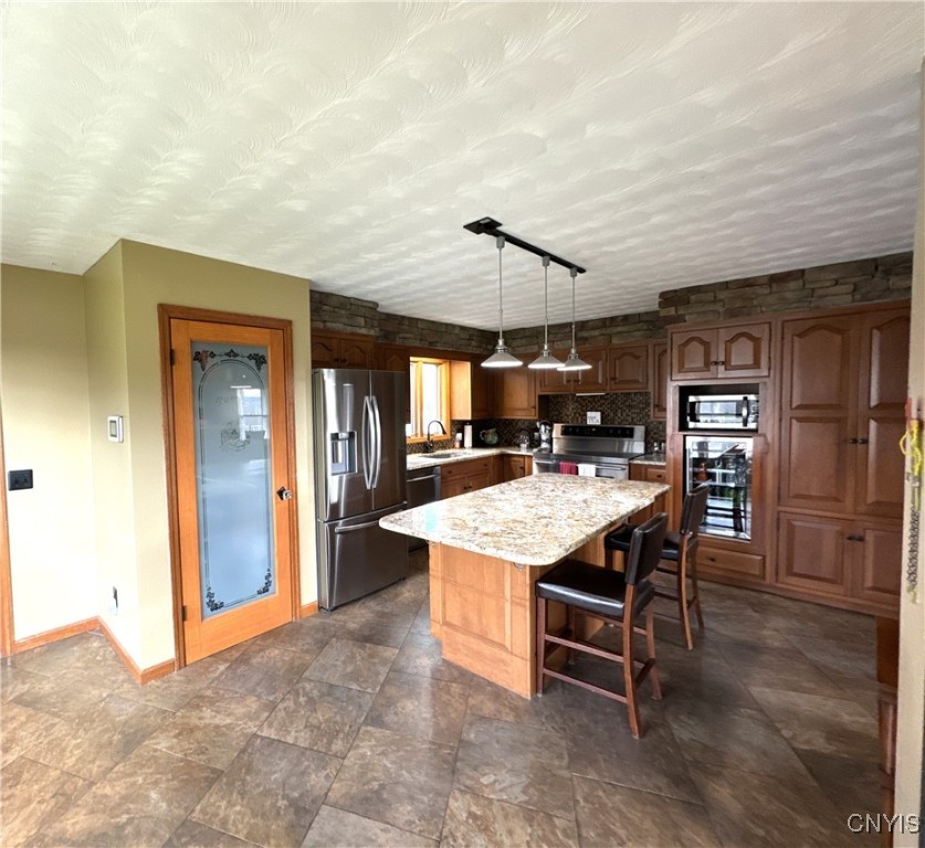 2076 Hillside Drive, Camden, New York image 2