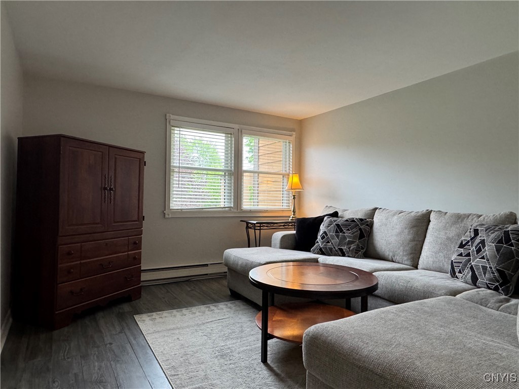 576 Village Boulevard N