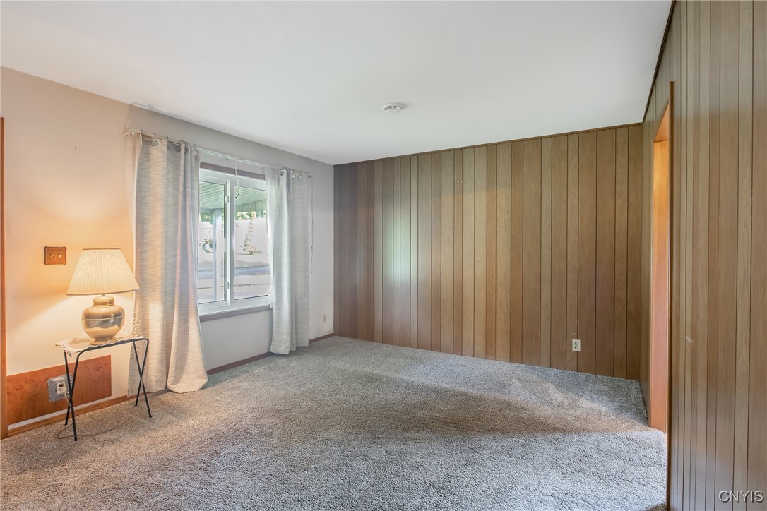 212 Snowdale Drive