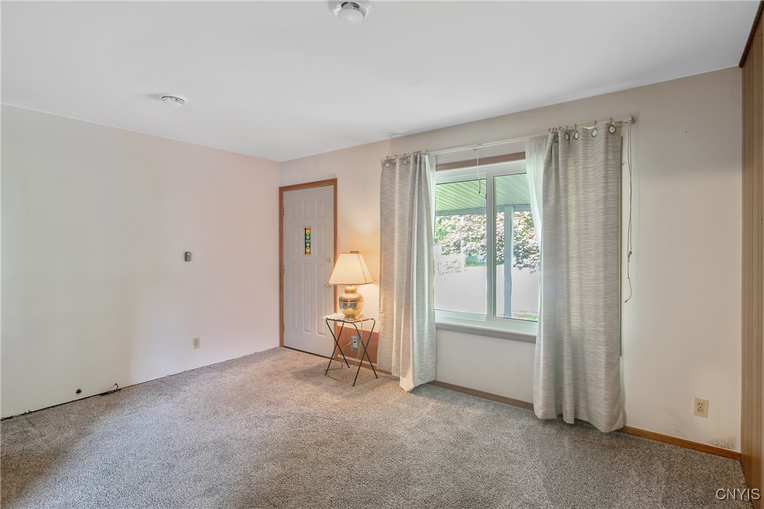 212 Snowdale Drive