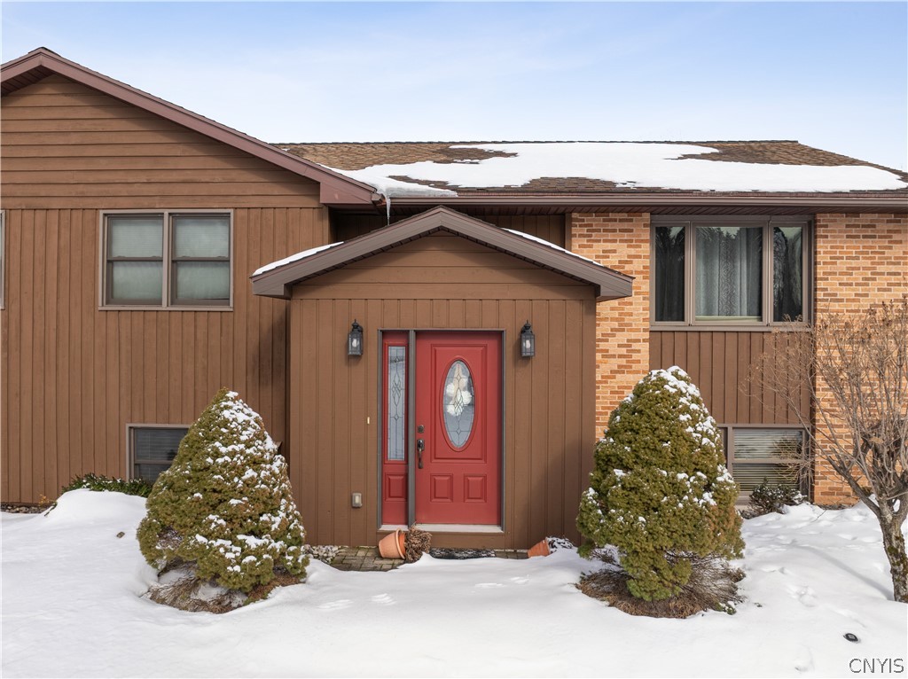29 Meadowbrook Lane